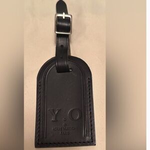 Louis Vuitton Black Luggage Tag with Silver Buckle-Has the initials Y.O
